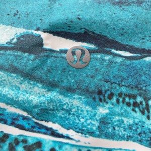 Lululemon teal, navy and white leggings